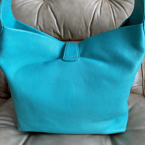 Dooney & Bourke Belvedere & Kisslock Wallet Spearmint/Tiffany Leather - Picture 4 of 15